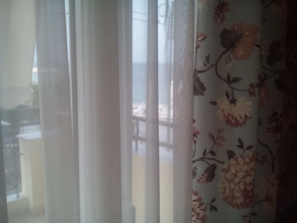Aparthotel G. Kiapekou Loutra Edipsou  Zewnętrze zdjęcie