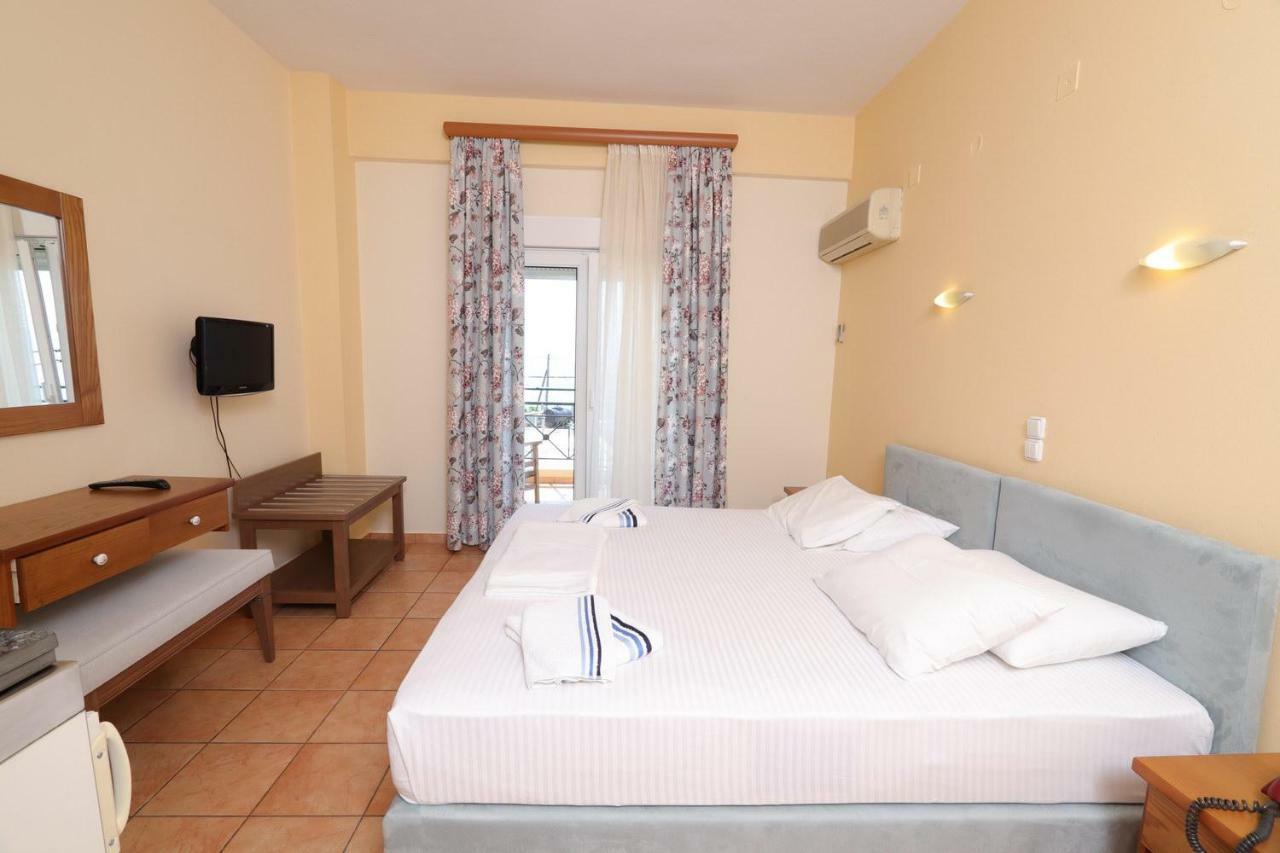 Aparthotel G. Kiapekou Loutra Edipsou  Zewnętrze zdjęcie