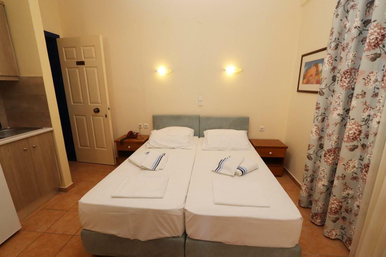 Aparthotel G. Kiapekou Loutra Edipsou  Zewnętrze zdjęcie