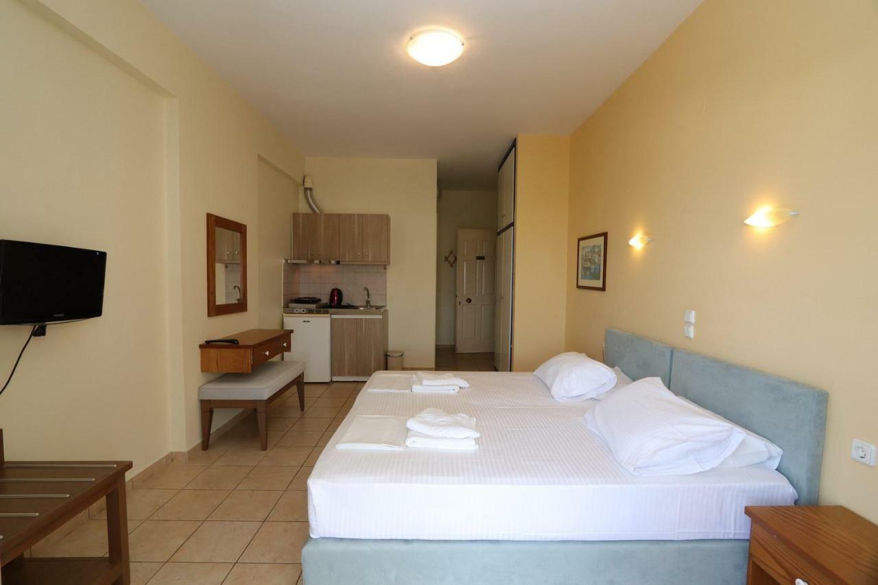 Aparthotel G. Kiapekou Loutra Edipsou  Zewnętrze zdjęcie