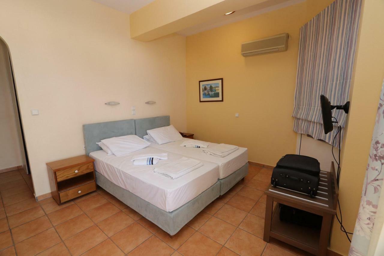 Aparthotel G. Kiapekou Loutra Edipsou  Zewnętrze zdjęcie