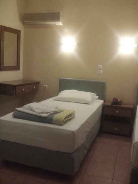 Aparthotel G. Kiapekou Loutra Edipsou  Zewnętrze zdjęcie
